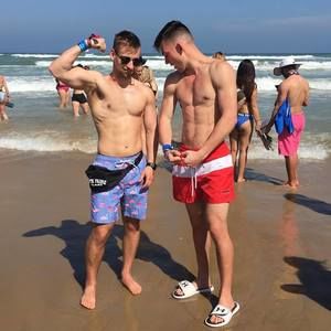 Meet your Posher, Bobby